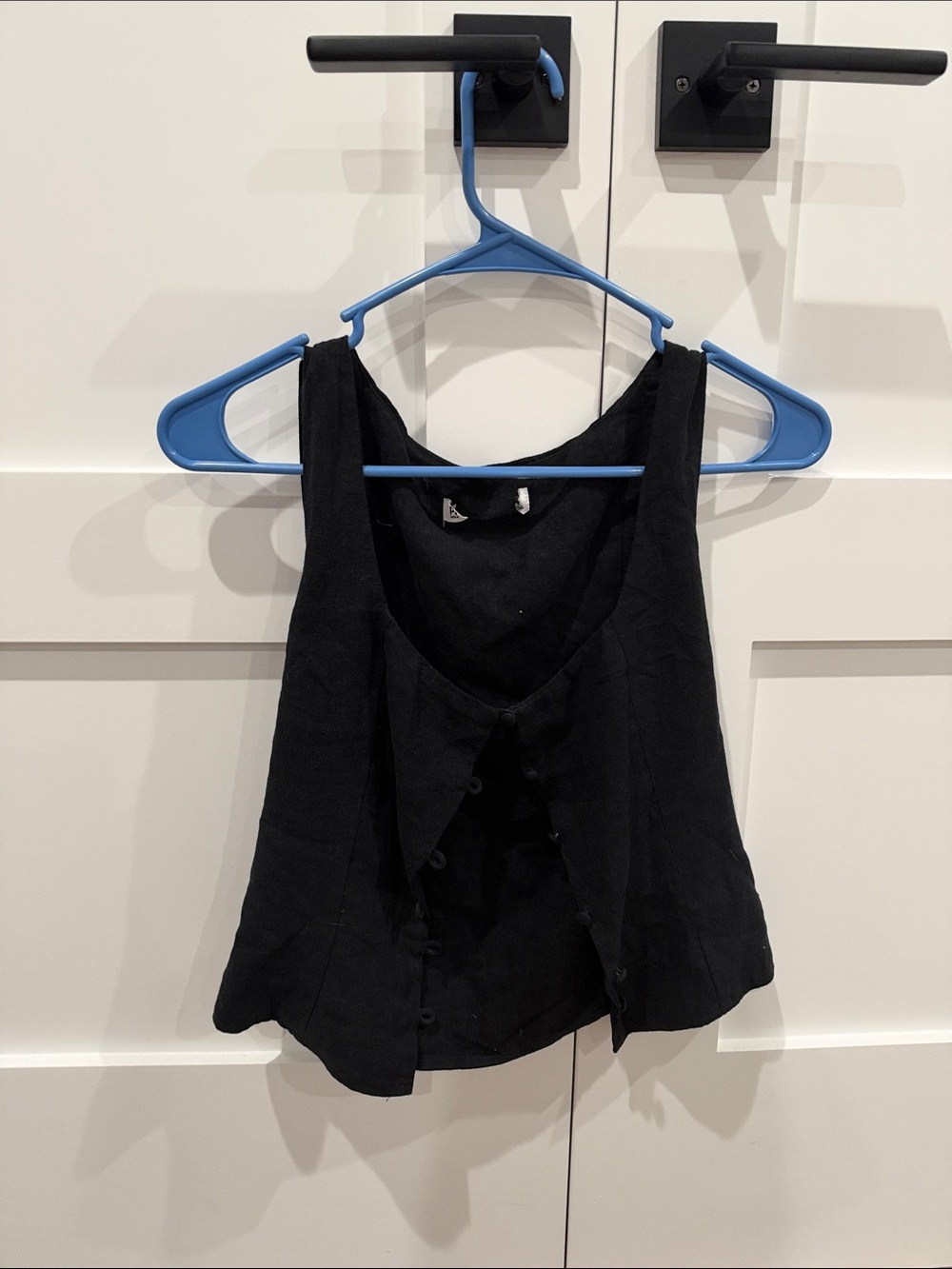 Princess Polly U.S. 4 Classic Zenda linen Blend  Black Sleeveless Button-Front